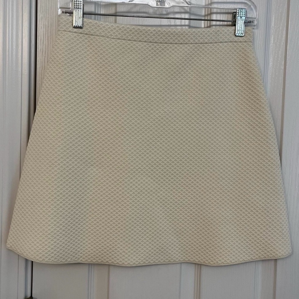 THEORY Teslia A-Line Mini Skirt in VANILLA CREAM Size S - Picture 7 of 8